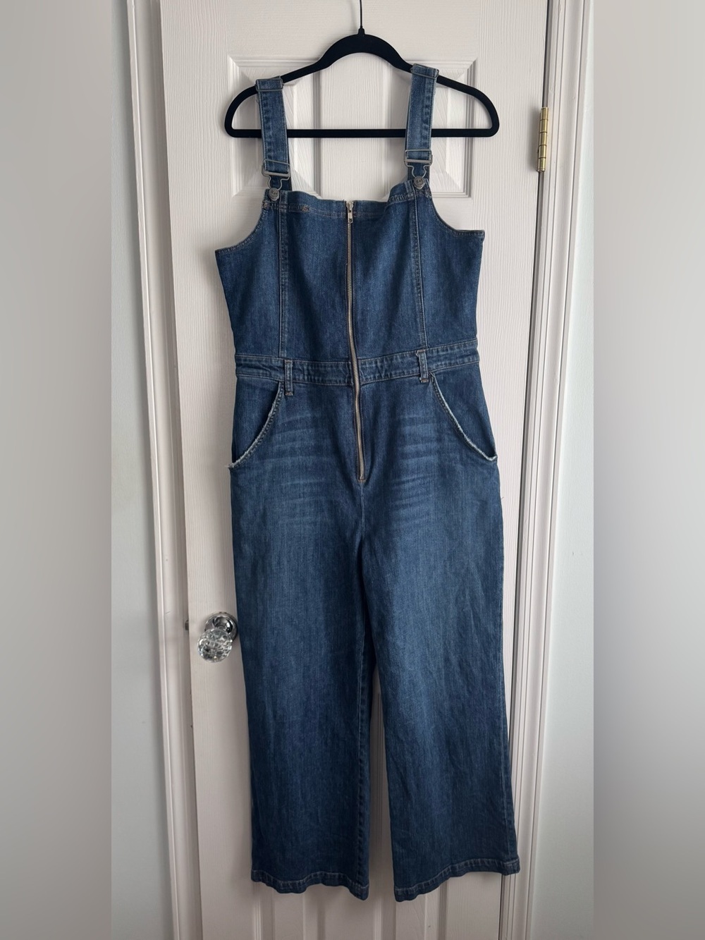 Reformation Dark Blue Zip-Front Denim Overalls Jumpsuit - Hard to Find!! 💖